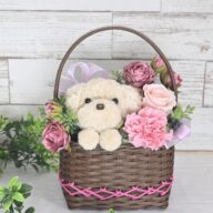 もこペット【白い犬　ピンク】 バスケット プリザーブドフラワー 犬 花 ペット お供え 誕生日 置物 かご